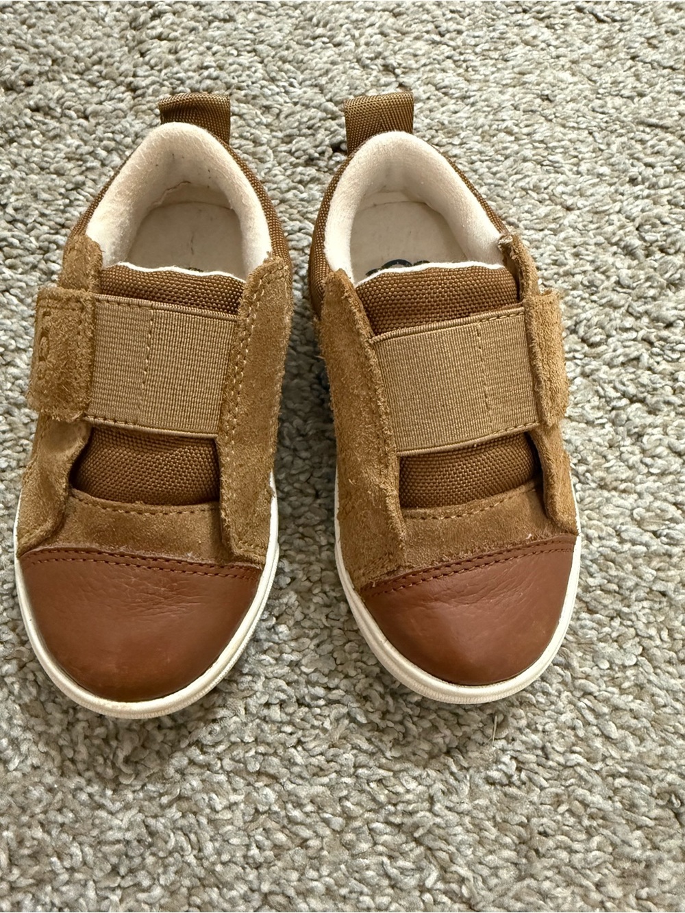 Ugg Toddler Casual Slip-On Sneakers in Brown
